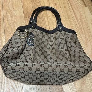 Gucci Sukey GG canvas Bag